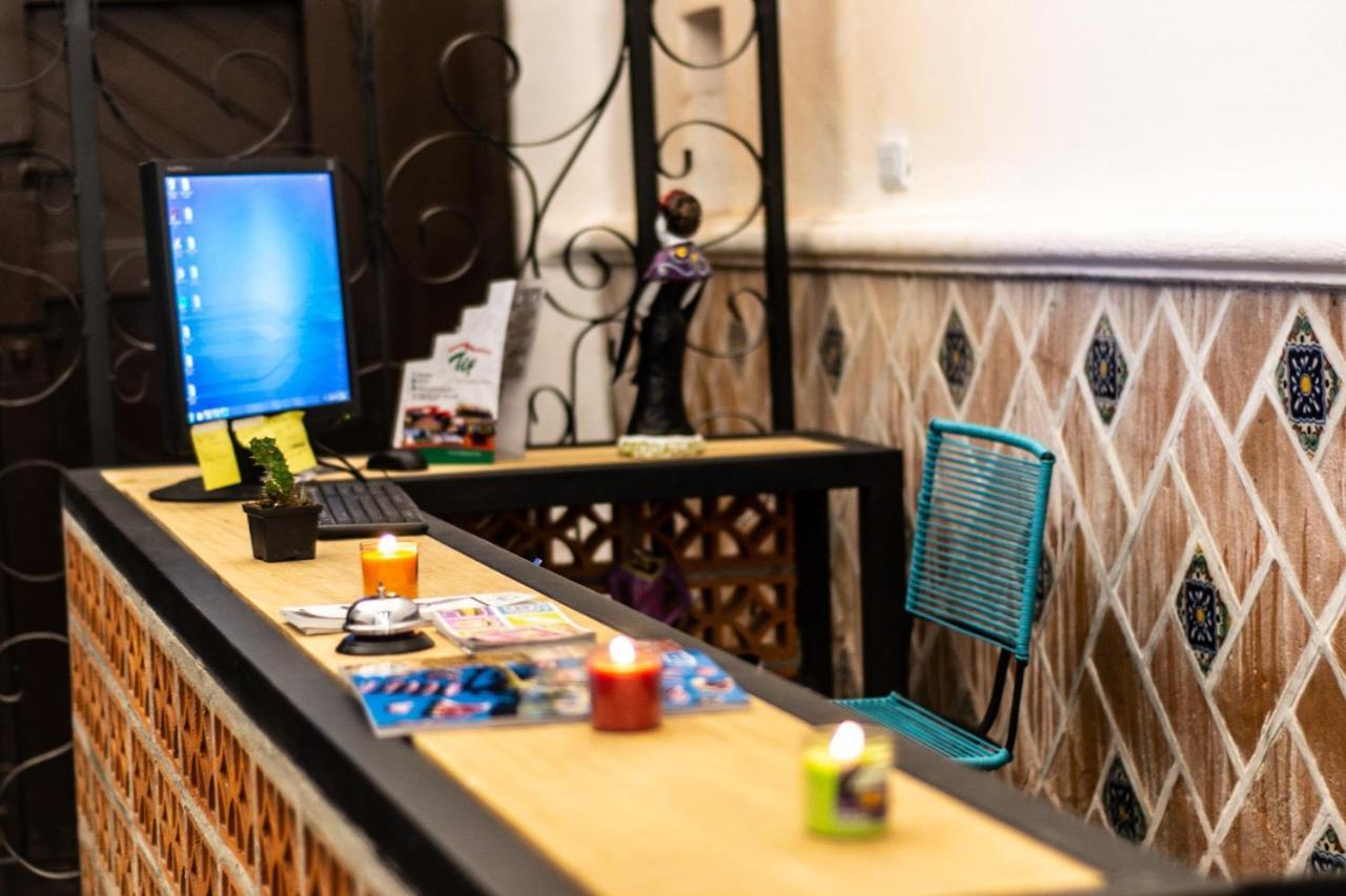 Gente de Más Bnb Puebla de Zaragoza Esterno foto